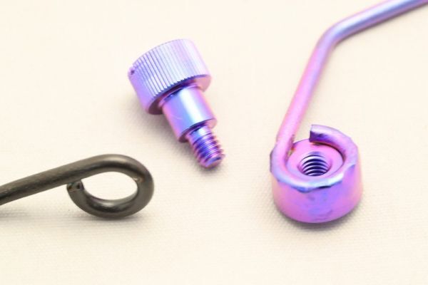 MC21*28 масло крышка лючка бензобака тросик [ можно выбрать цвет! голубой / черный ] NSR250R T2Racing 1 иен распродажа! titanium 