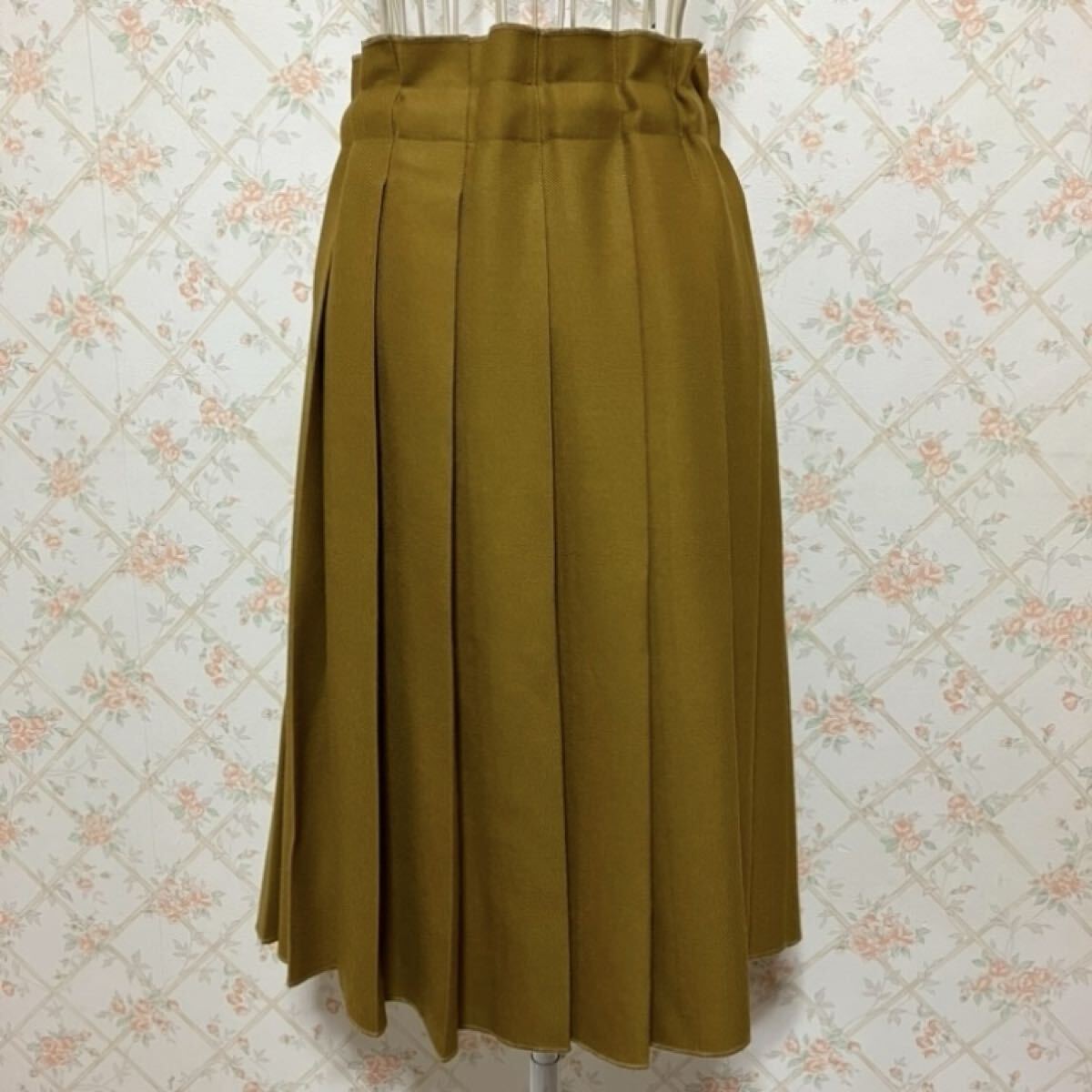 ★O'NEIL OF DUBLIN/オニールオブダブリン★一度着用のみ★プリーツスカート8(M.9号)マスタード.無地.ウール.秋冬.ボトムス_画像2