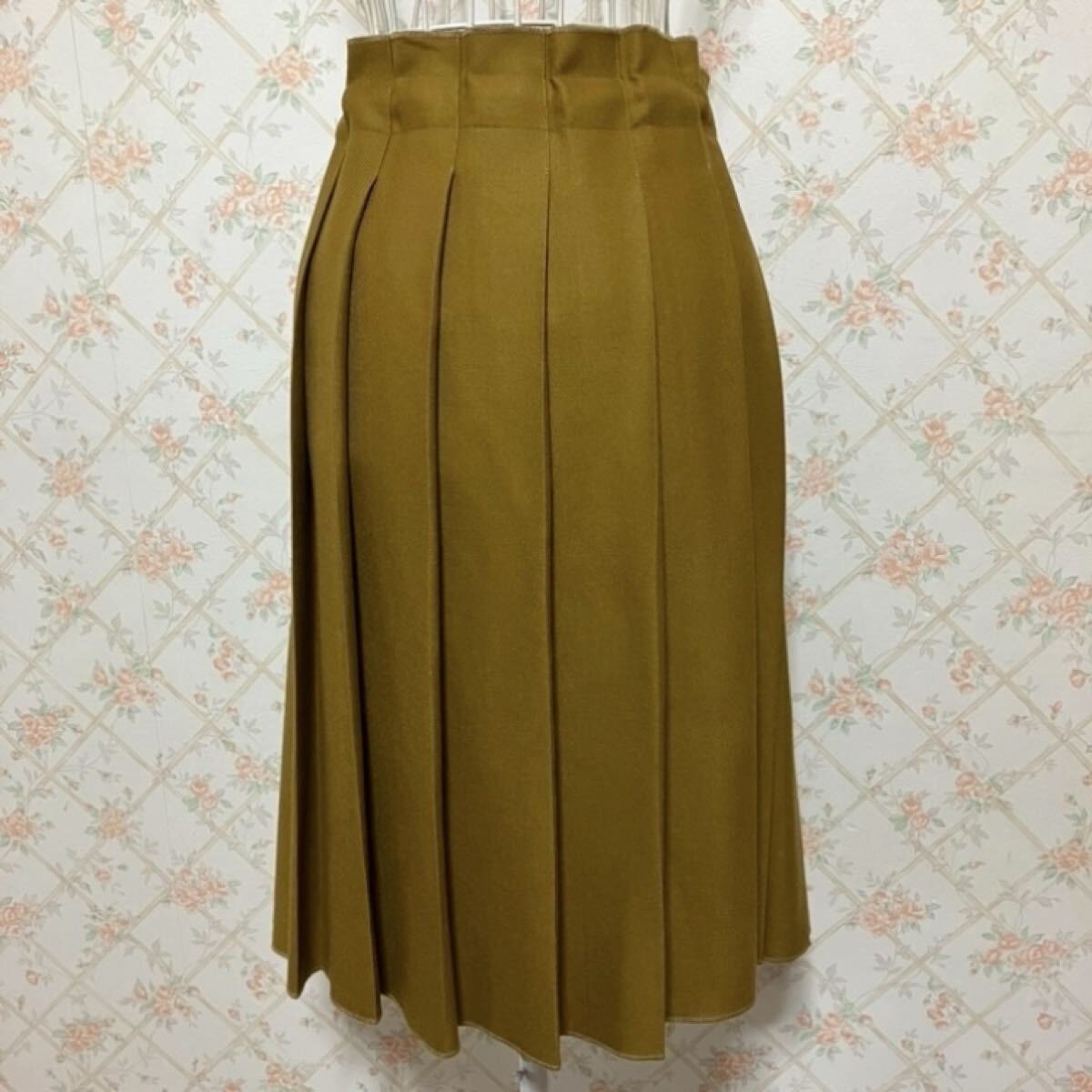 ★O'NEIL OF DUBLIN/オニールオブダブリン★一度着用のみ★プリーツスカート8(M.9号)マスタード.無地.ウール.秋冬.ボトムス_画像3