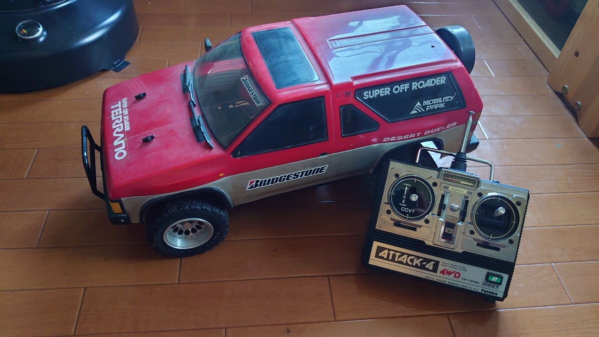 京商 1/9エンジンラジコン テラノ CCVT 4WD 10エンジン_画像1