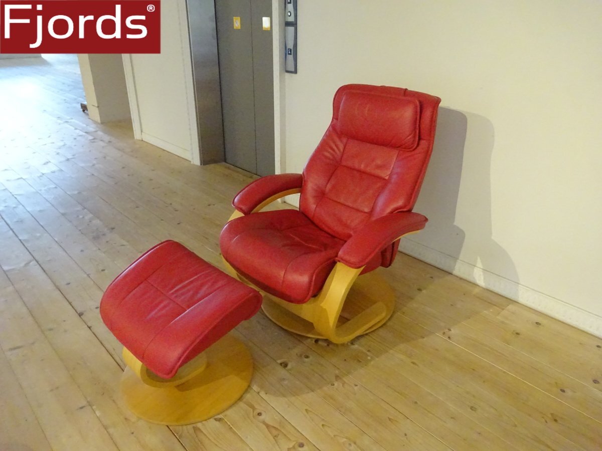 【シモンズ/Simmons】 1Pリクライニングチェア （フィヨルド） ムスタング フットスツール付き 皮革フェラーリ色(赤)/木部ナチュラル色 (o_画像4