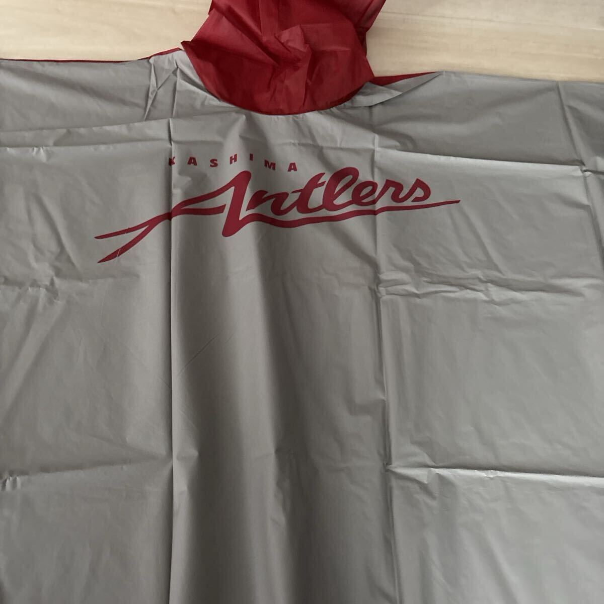  первый период предмет Kashima Antlers плащ красный задний 2 пункт дождь пончо красный пончо красный 