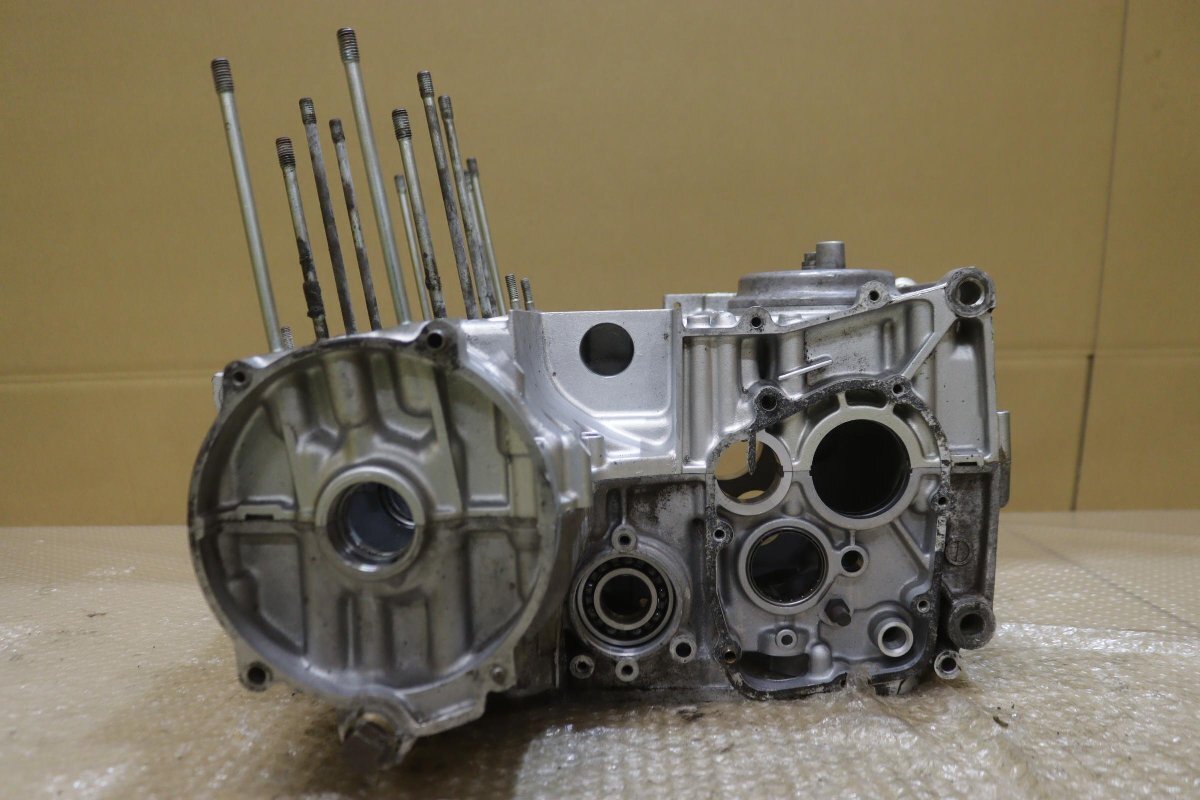  подлинная вещь оригинальный Z550FX двигатель кейс 8 осмотр ) Z400FX Z500FX Z400J