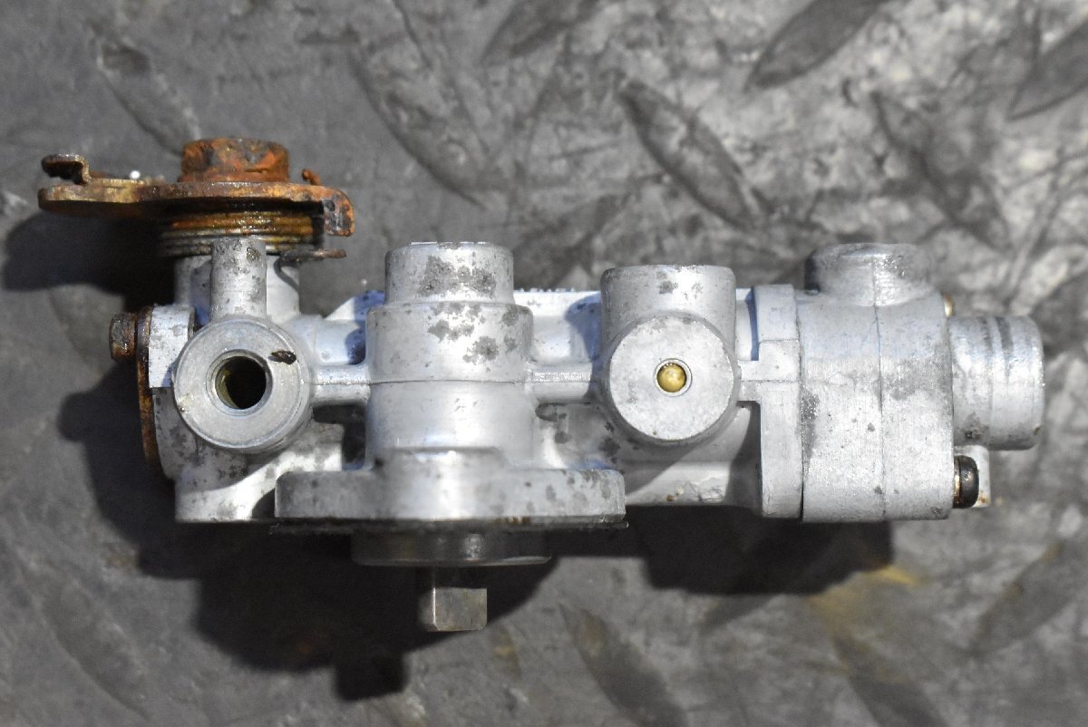 K1442 подлинная вещь оригинальный 250SS масляный насос p0061 осмотр ) 350SS 400SS KH S1 S3 Mach 