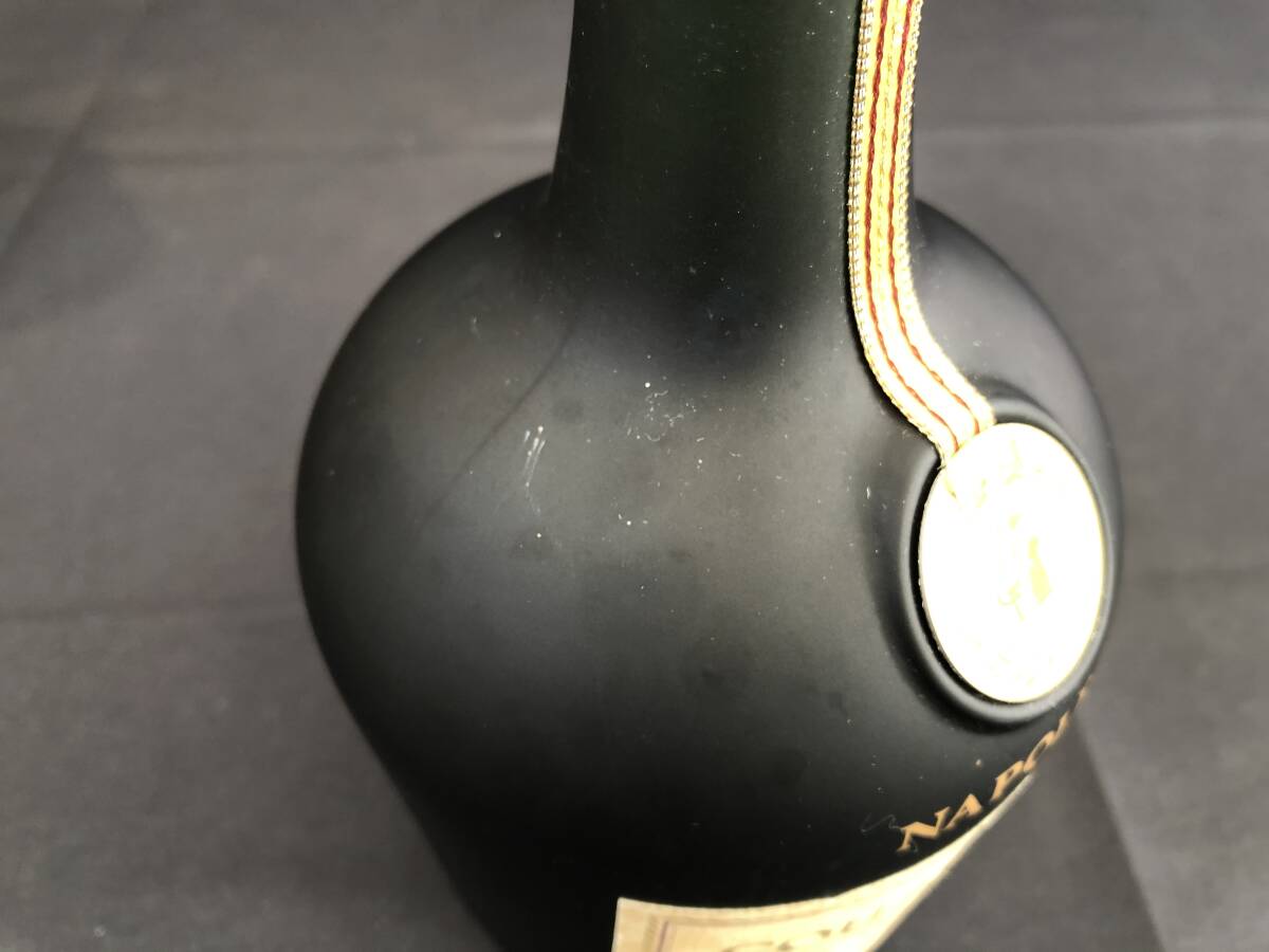 《11512》未開栓 COURVOISIER NAPOLEON クルボアジェ ナポレオン 700ml 40％ 箱付_画像6