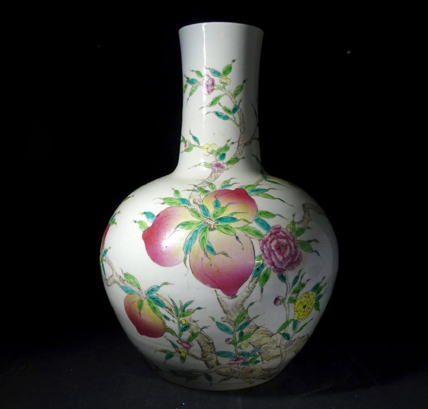 緑屋c■ 中国古玩　粉彩 桃木紋　天球瓶 花瓶 壺　大清乾隆年製　高さ約52.7cm　唐物 時代物　i9/10-6938/31-2#160_画像2