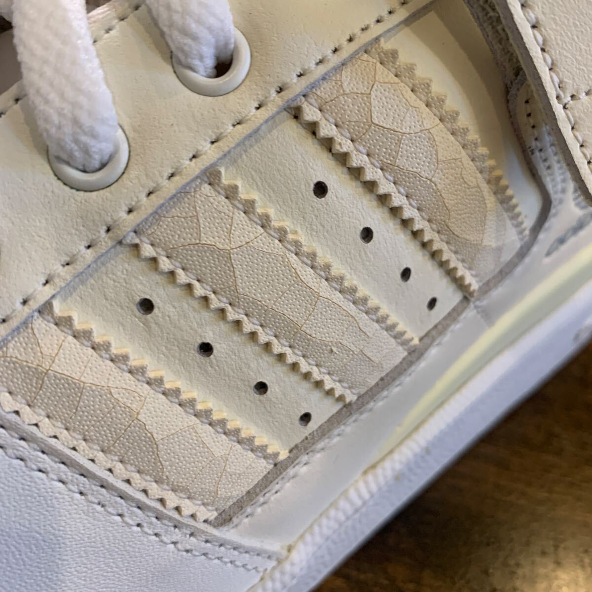 adidas フォーラム ロー 白_画像5