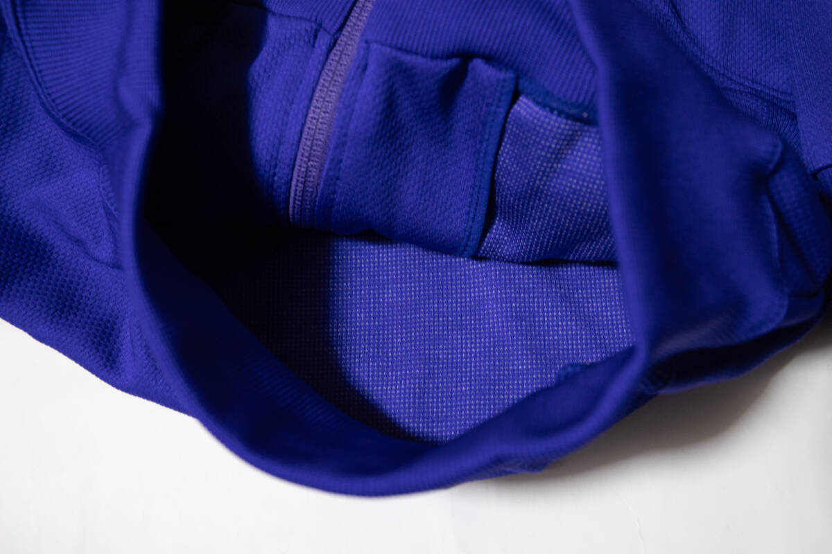 体操服★コロンバイン 学校ジャージ上着 バイオレットブルー 130 未使用品即決！_画像5