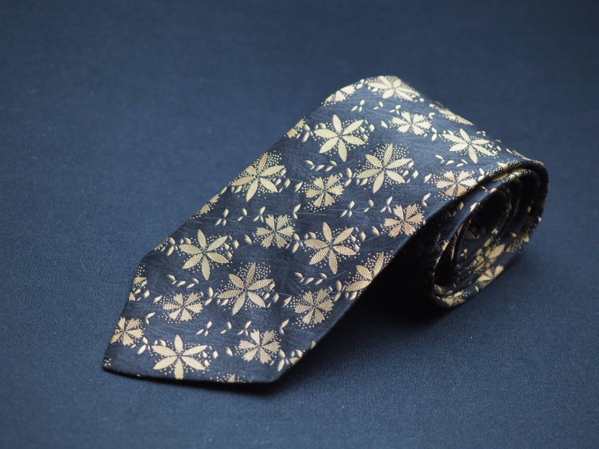  прекрасный товар [ETRO Etro ] G2797 черный оттенок золота SILK бренд галстук б/у одежда хорошая вещь перепродажа скупка 