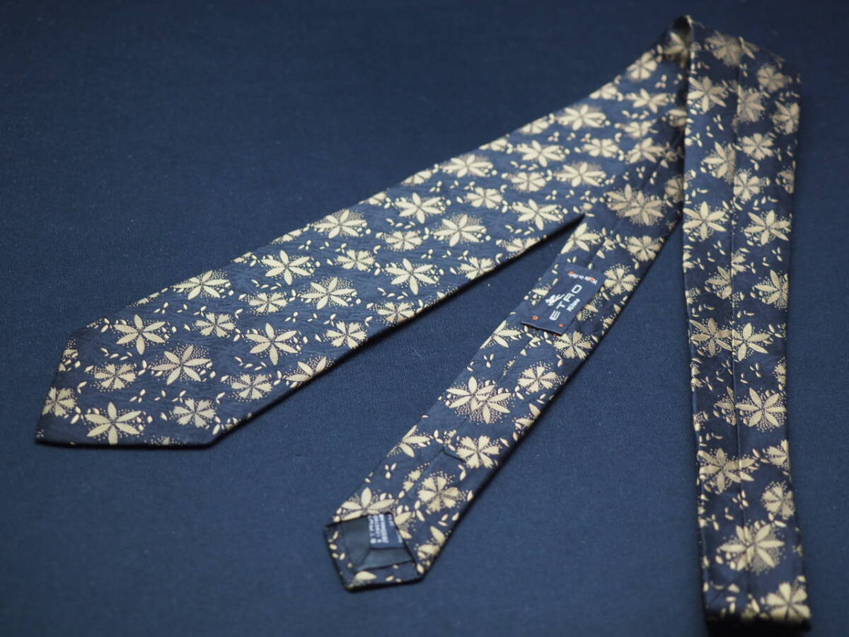  прекрасный товар [ETRO Etro ] G2797 черный оттенок золота SILK бренд галстук б/у одежда хорошая вещь перепродажа скупка 