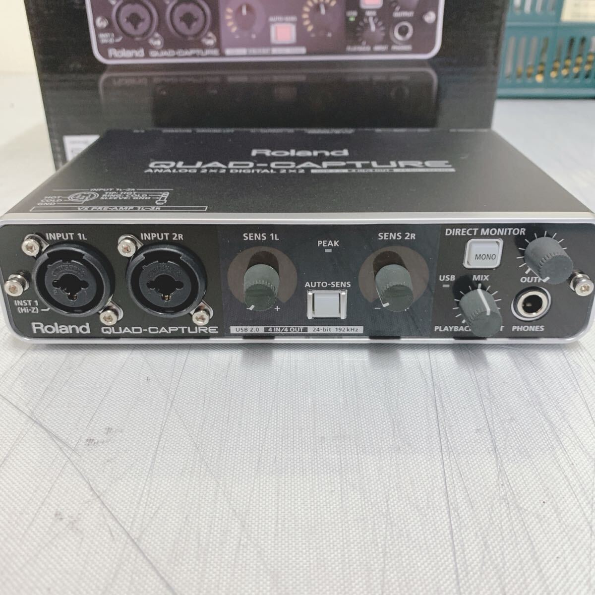 Roland QUAD-CAPTURE UA-55 аудио интерфейс электризация не проверка 