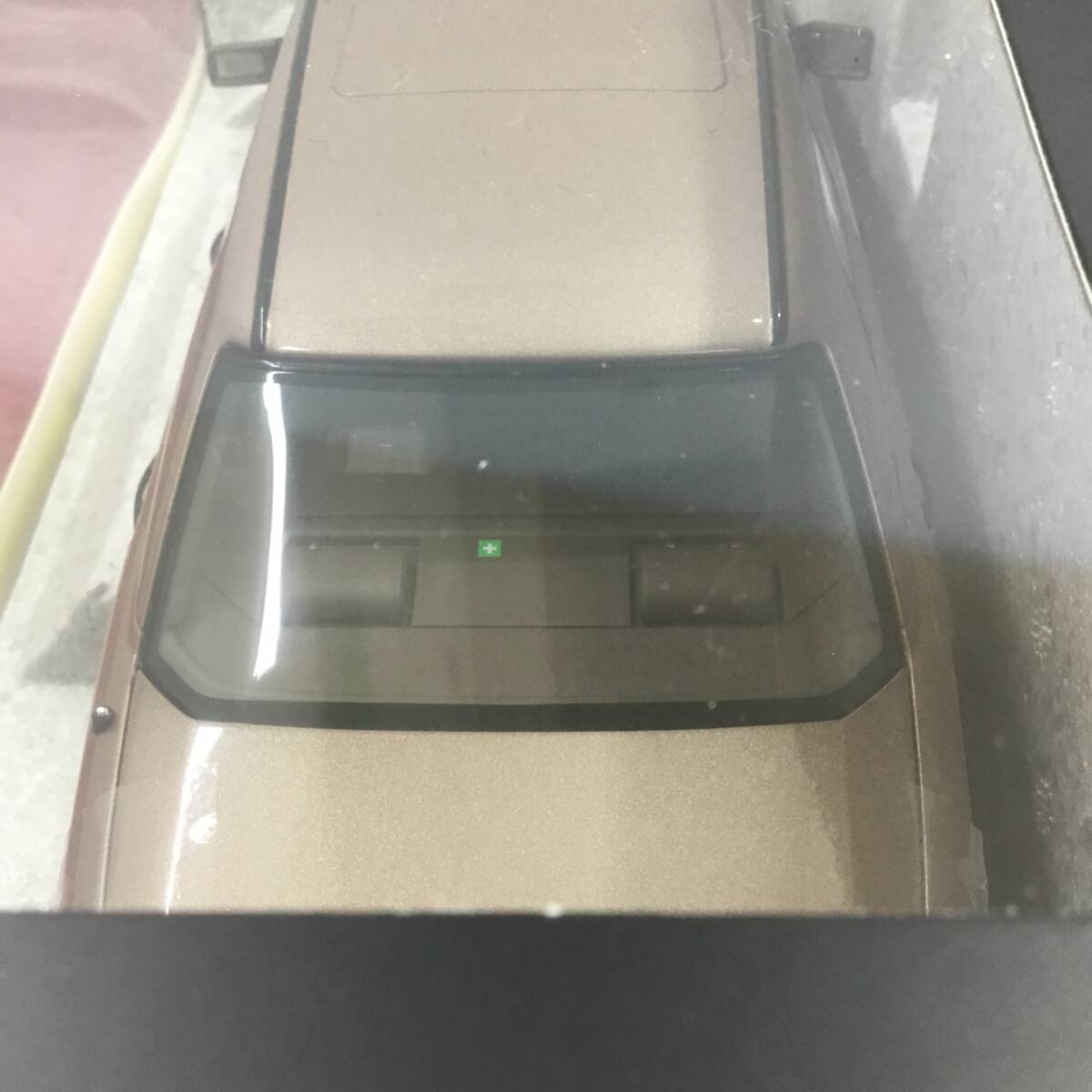 Mercedes-Benz Mercedes * Benz Norev 1/18 миникар дилер модель Mercedes-Benz 230E (W124) 1989-1993 70372 не использовался товар 