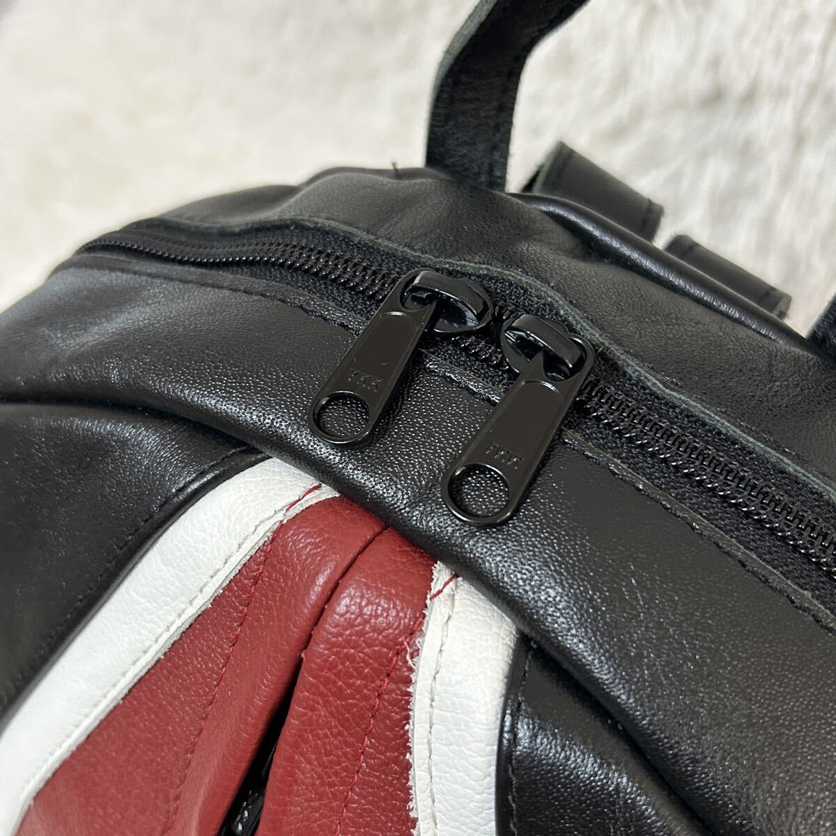 極美品/超希少/バックパック VANSON バンソン リュック 刺繍 バイカー ワンスター メンズ バイク レザー 本革 1円 USA製 黒 ブラック_画像9