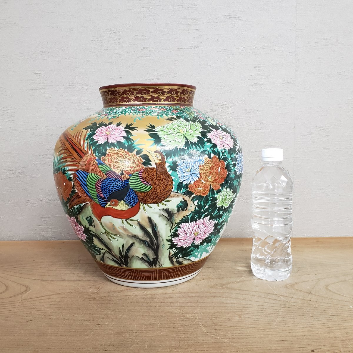 Kutani ваза для цветов Kutani . дракон цветная роспись золотая краска цветы и птицы . золотая краска цветная роспись красный . золотая краска феникс цветы и птицы map . инструмент кувшин "hu" ваза цветок inserting большой ваза большой .[140s3788]
