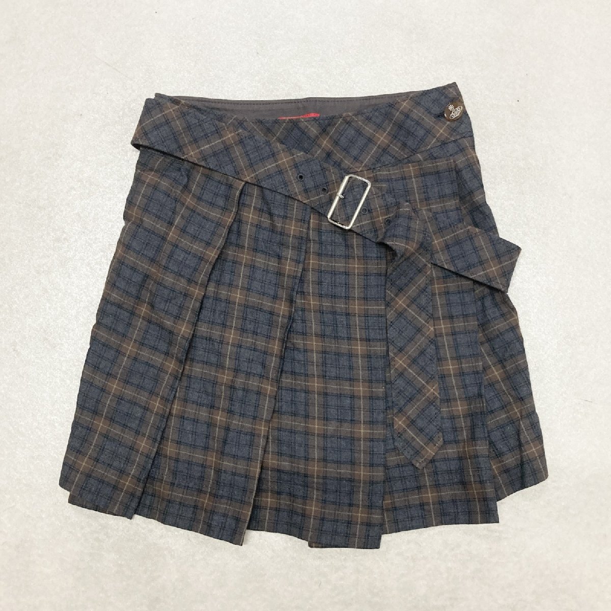 ● Vivienne Westwood ヴィヴィアンウエストウッド 3点 Tシャツ スカート オーブ RED LABEL ANGLOMANIA サイズMIX レディース 0.69kg_画像4