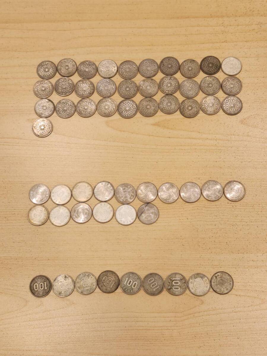 100 иен серебряная монета 56 листов ( феникс 31 листов * Tokyo . колесо 16 листов *..9 листов )