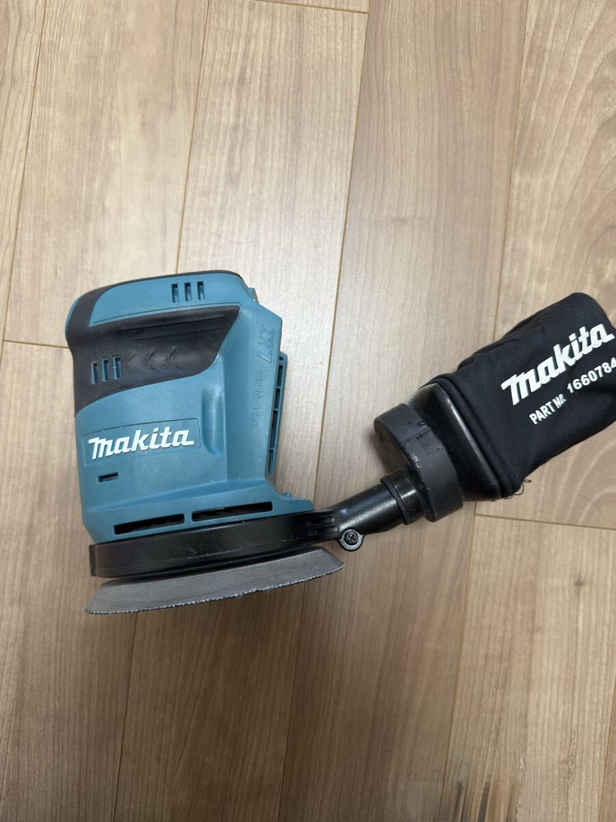 マキタ makita 18V BO180D 充電式ランダムオービットサンダー　中古品　アシレックスやバフ系のセットのオマケ付き_画像2