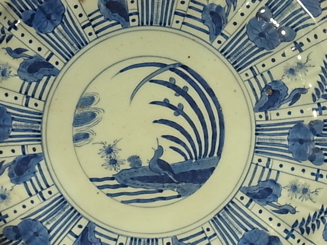 染付芙蓉手皿/幕末品　乾銘 35㎝　ヒビカケ無写真参照してください_画像2