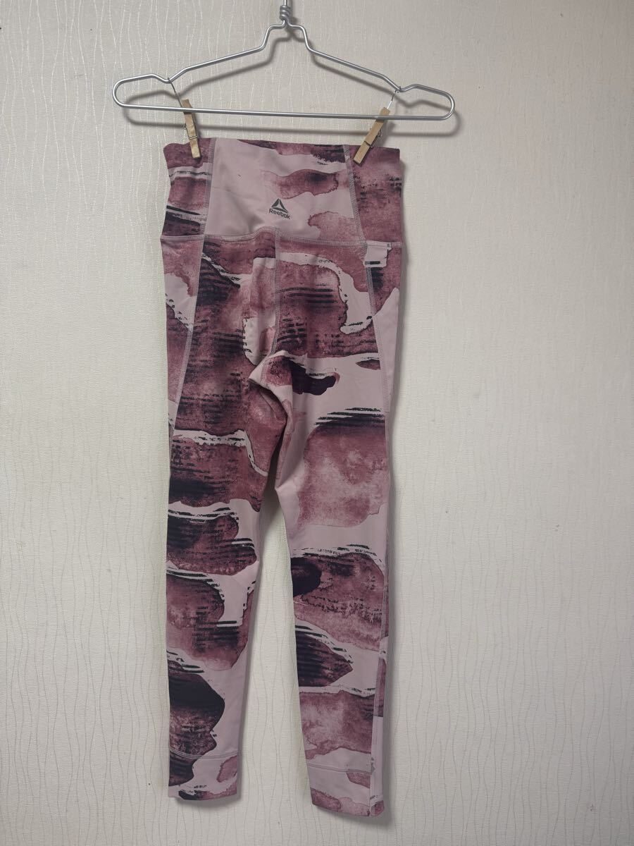 リーボック　Reebok　レギンスパンツ　レディースMサイズ　ピンク　２～３回着用_画像2
