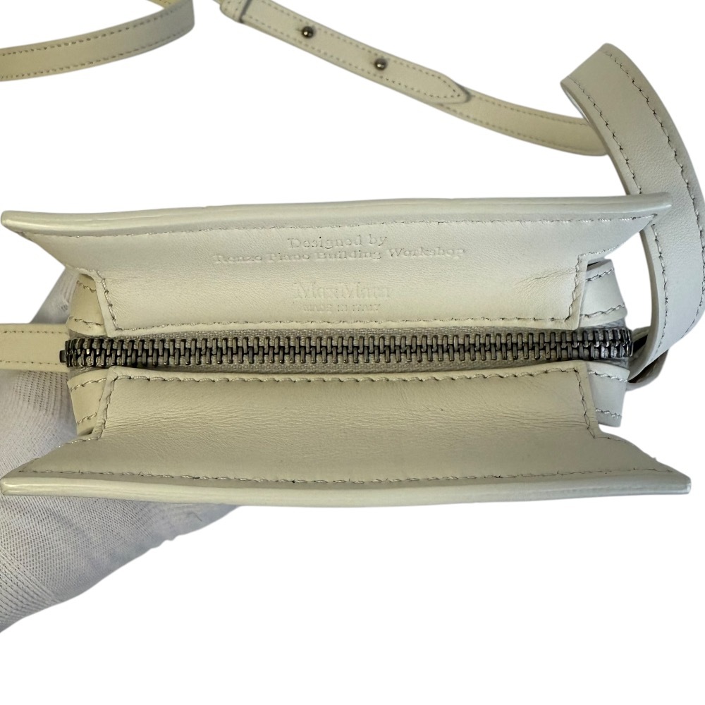  прекрасный товар MaxMara Max Mara ho i Tony nano кожа сумка на плечо слоновая кость 