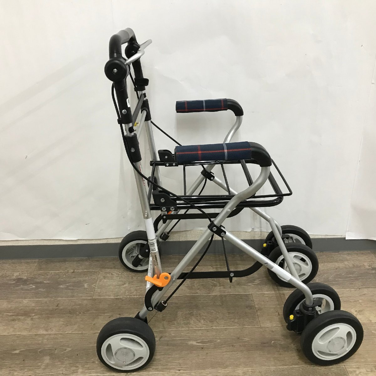 [ Sapporo departure * витрина самовывоз приветствуется ]. мир завод Tacaof/ Tey kob коляска для пожилых ST07 товары для ухода уход помощь 25l.DO