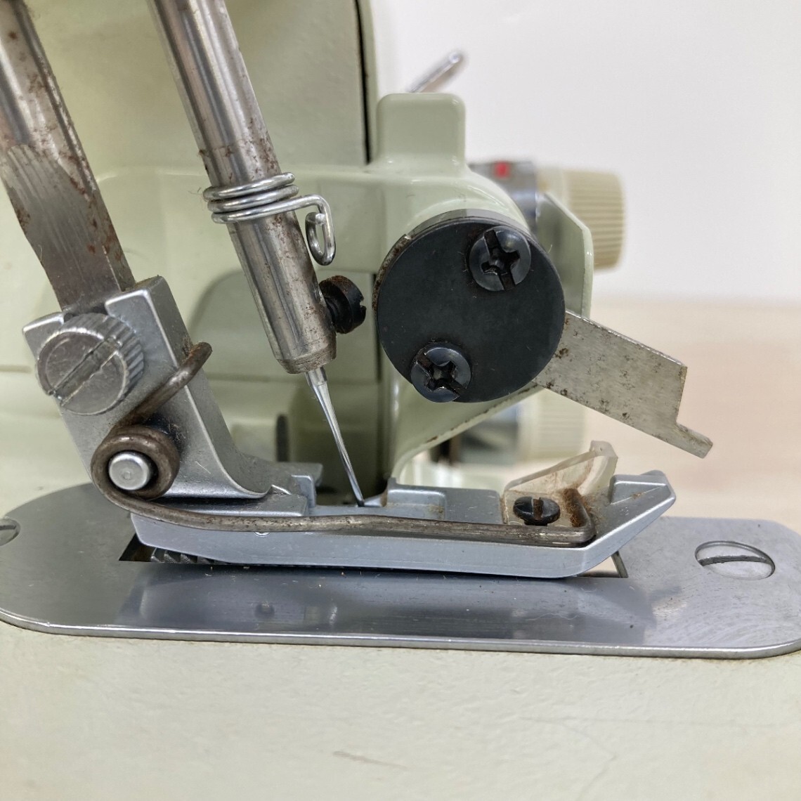 JUKI Juki baby lock baby швейная машинка с оверлоком BL3-406 корпус foot контроллер имеется рабочее состояние подтверждено шитье ручная работа Showa Retro [OR00710]