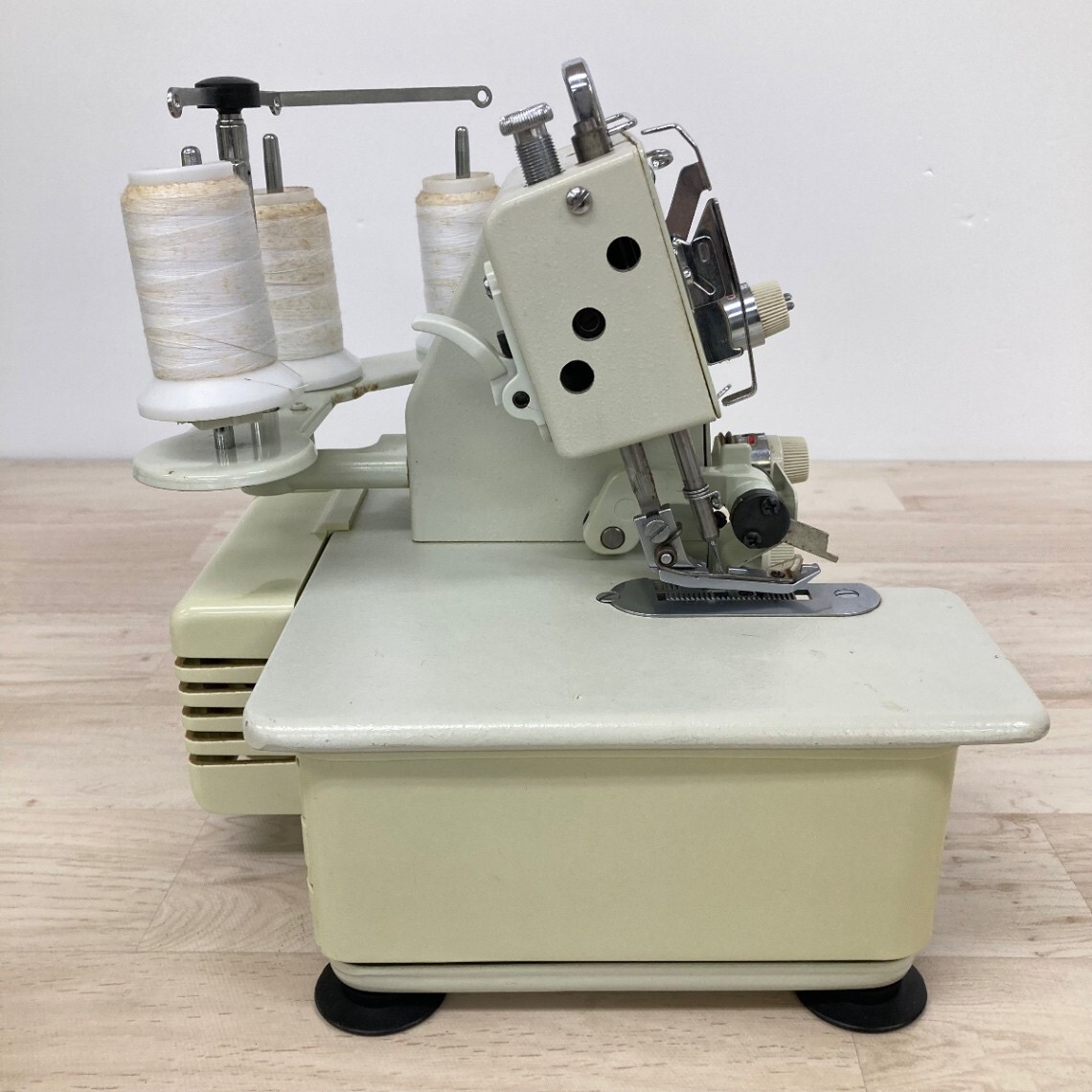 JUKI Juki baby lock baby швейная машинка с оверлоком BL3-406 корпус foot контроллер имеется рабочее состояние подтверждено шитье ручная работа Showa Retro [OR00710]