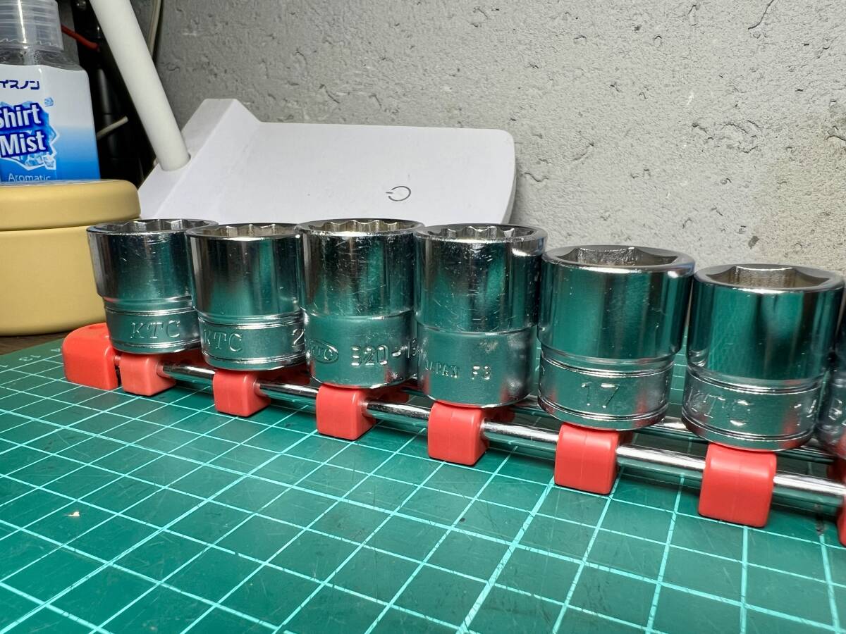 ★☆送料込み！ KTC 9.5sq 中古ソケットセット　ソケットホルダー付き　3/8　おまけ付き！☆★_画像3