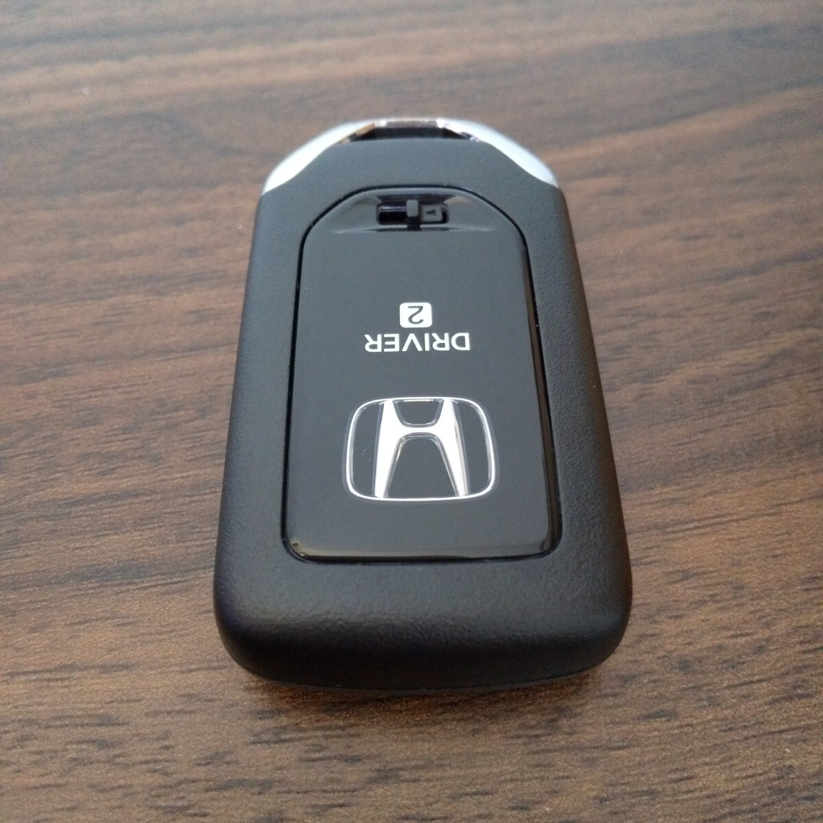 ☆送料無料☆!!超希少 保管未使用 超美品!! ホンダ純正 スマートキー WR-V DRIVER2 2ボタンキーレス 72147-31X-J1_画像4