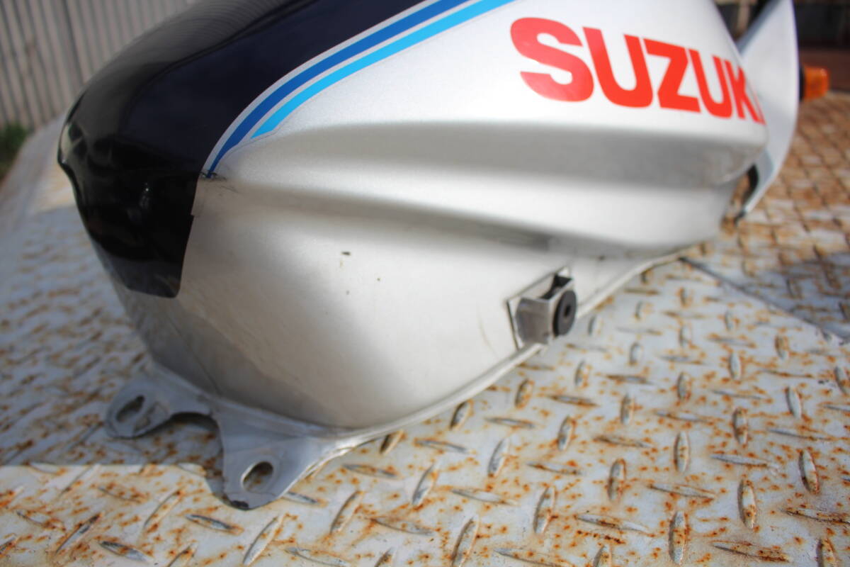 送料 ￥2400 SUZUKI GSX750S S2 GSX1100S カタナ KATANA カタナ 青ライン アオサバ 青鯖 フロント カウル タンク セット GS GSX S2 関東_画像5