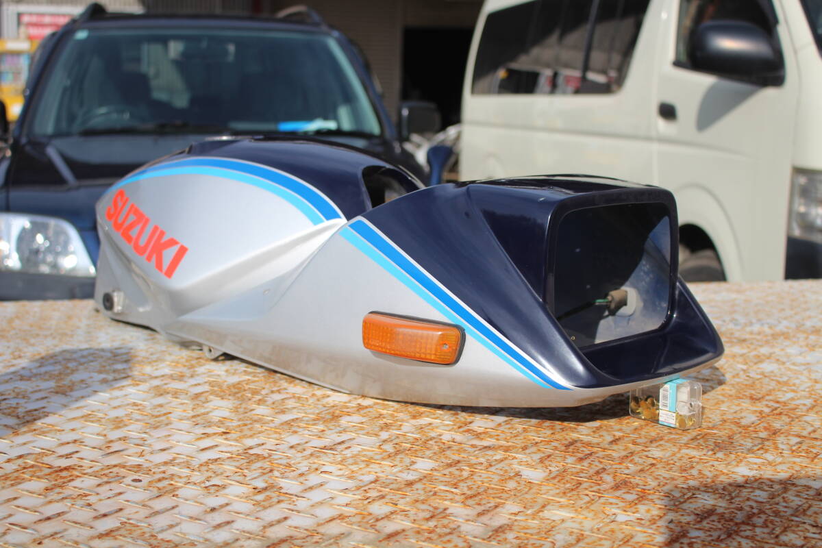 送料 ￥2400 SUZUKI GSX750S S2 GSX1100S カタナ KATANA カタナ 青ライン アオサバ 青鯖 フロント カウル タンク セット GS GSX S2 関東_画像3