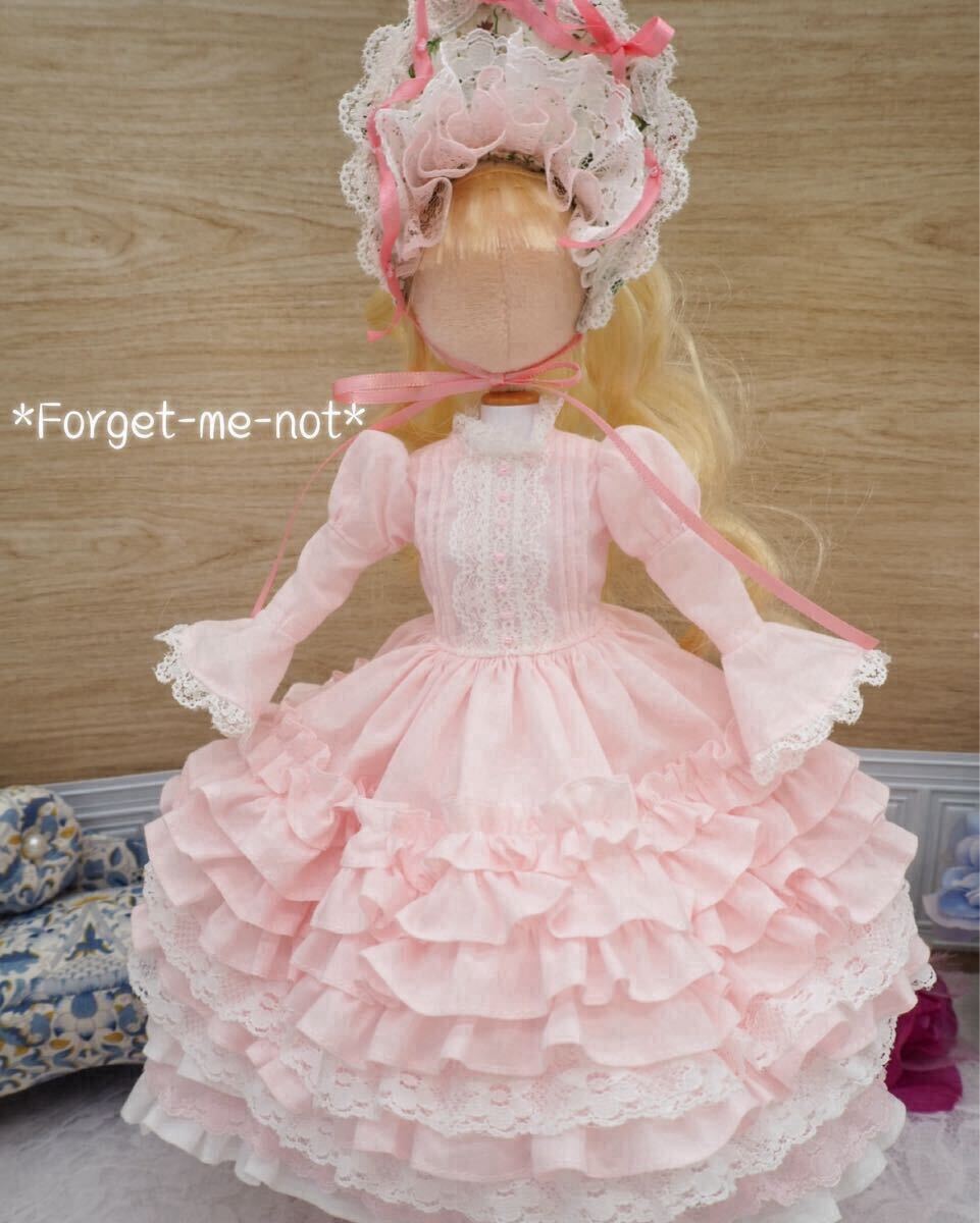 〜花園のロゼット〜 27cmドール 1／6 handmade 一点物 アウトフィット ワンピース リバティ ドレス セット *Forget-me-not*Doll Couture _画像7