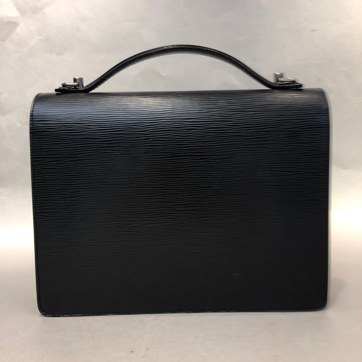 質マルタカ　LOUIS VUITTON ルイヴィトン エピ モンソー M52792 ノワール_画像4