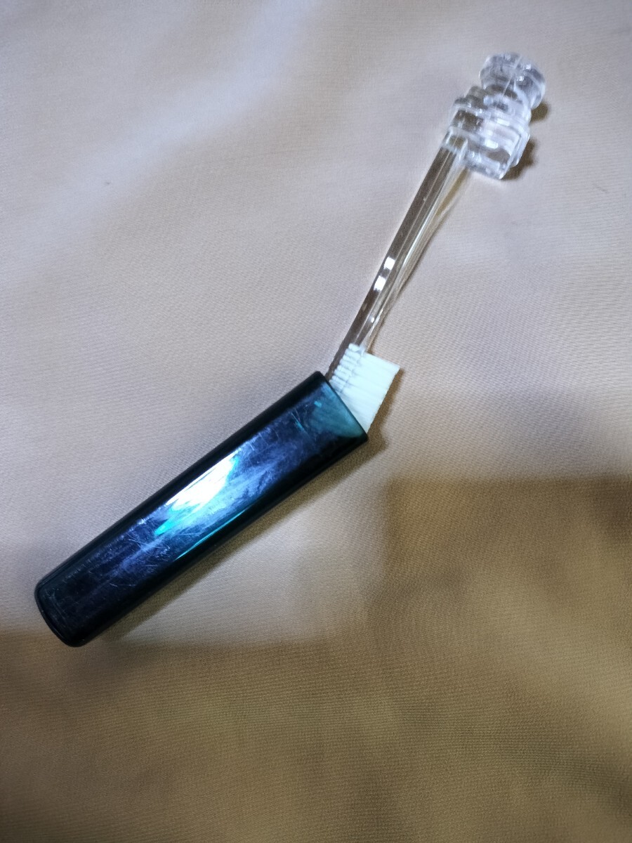 歯ブラシ5本組 普通の硬さ ライオン システマ 超極細毛,薄型コンパクト,4列ヘッド3本/3列ヘッド1本/携帯用折り畳み型1本 185円送 未使_画像4