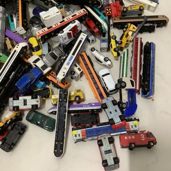 1 иен ~ с некоторыми замечаниями Junk Tomica др. Toyota Mark X близко металлический Исэ город .. подкладка и т.п. 