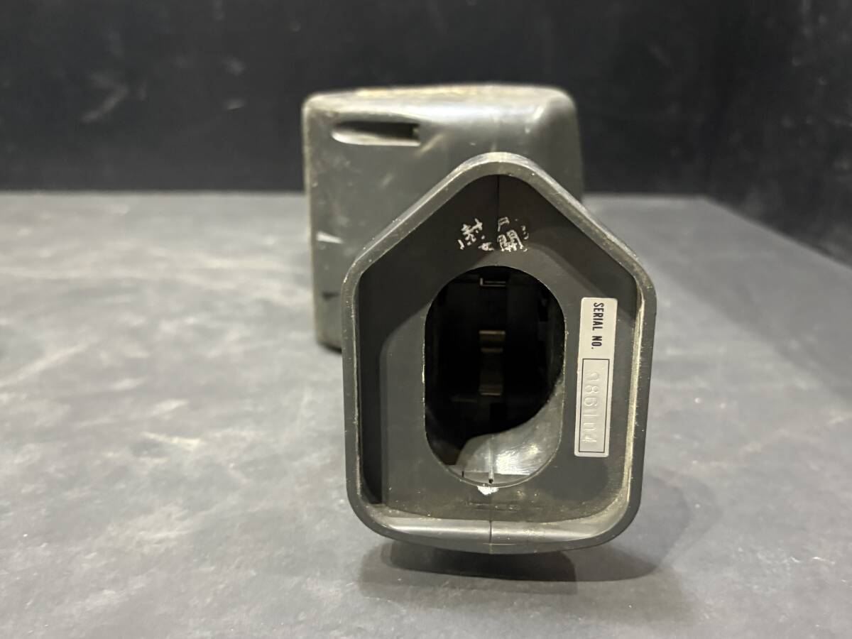 イズミ IZUMI 泉精器 充電式 ケーブルカッター REC-50B 充電器/ケース付き 電動工具 電気工事 配線工事 切断 動作未確認 現状品 AK057100P_画像6