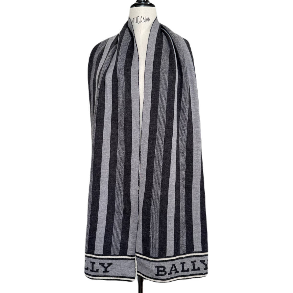  ★ BALLY バリー ロゴ ストライプ ブラック×グレー×ホワイト モノトーン ウール マフラー イタリア製 ★_画像4
