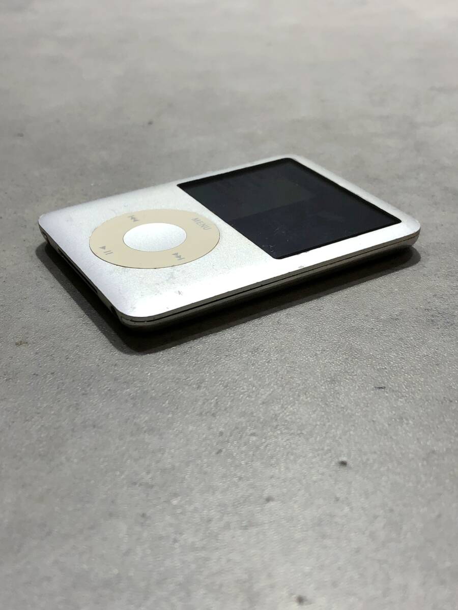 iPod nano 第3世代【S14606◎】Apple　アップル　デジタルオーディオプレーヤー　MA980J　A1236　8GB　251202_画像8
