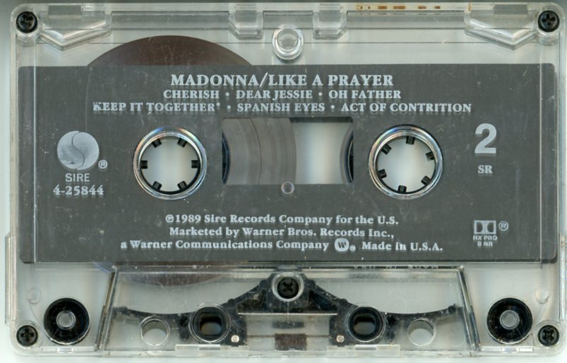 B96・カセットテープ　マドンナ　MADONNA “LIKE A PRAYER”