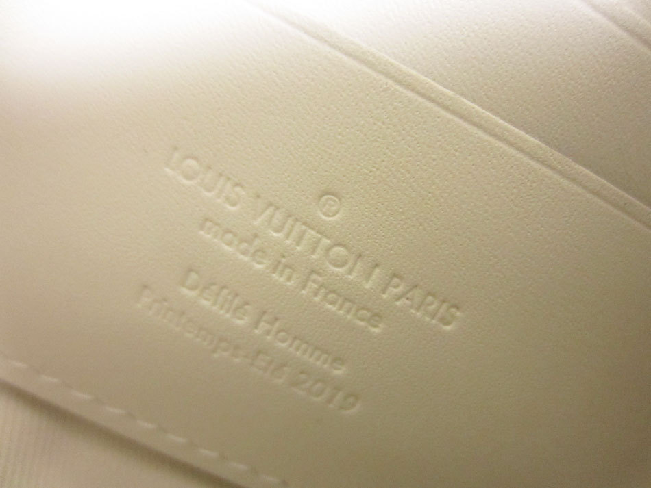 LOUIS VUITTON ルイヴィトン モノグラム アンプラント ポシェット