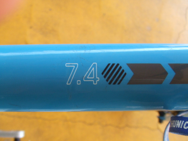 美品、TREK, トレック クロスバイク 7,4FX タイヤ700x32