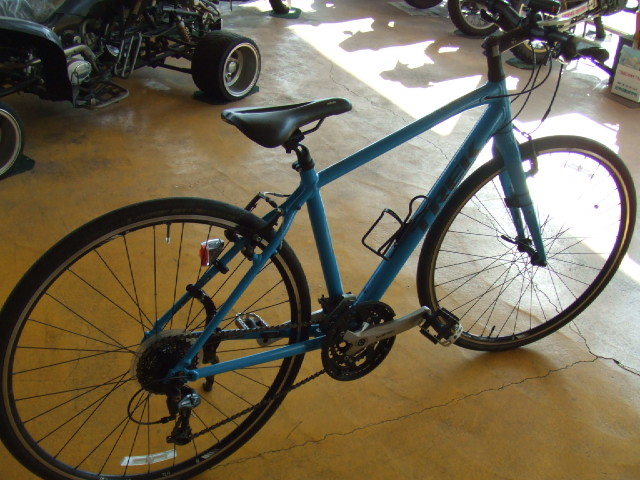  прекрасный товар,TREK, Trek, гибридный велосипед 7,4FX шина 700x32 голубой цвет 27 скорость хорошая вещь 