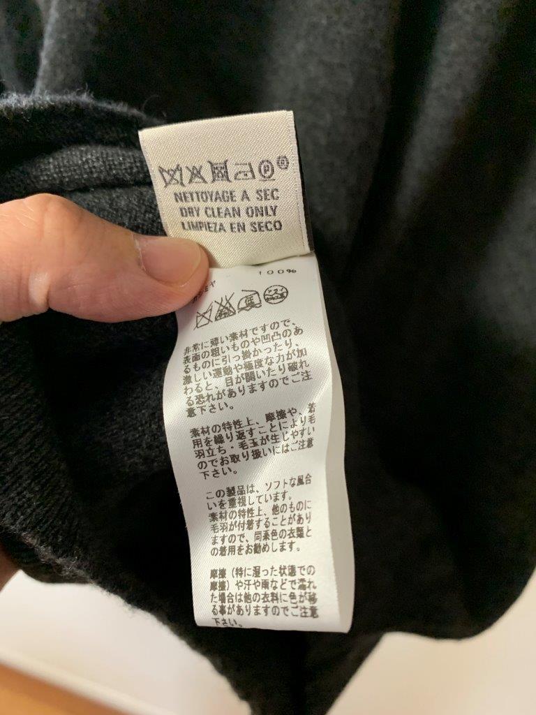 エルメス ハンドメイド カシミア の超稀少な ニット セーター エルメス ハンドメイド カシミア の超稀少な ニット セーター
