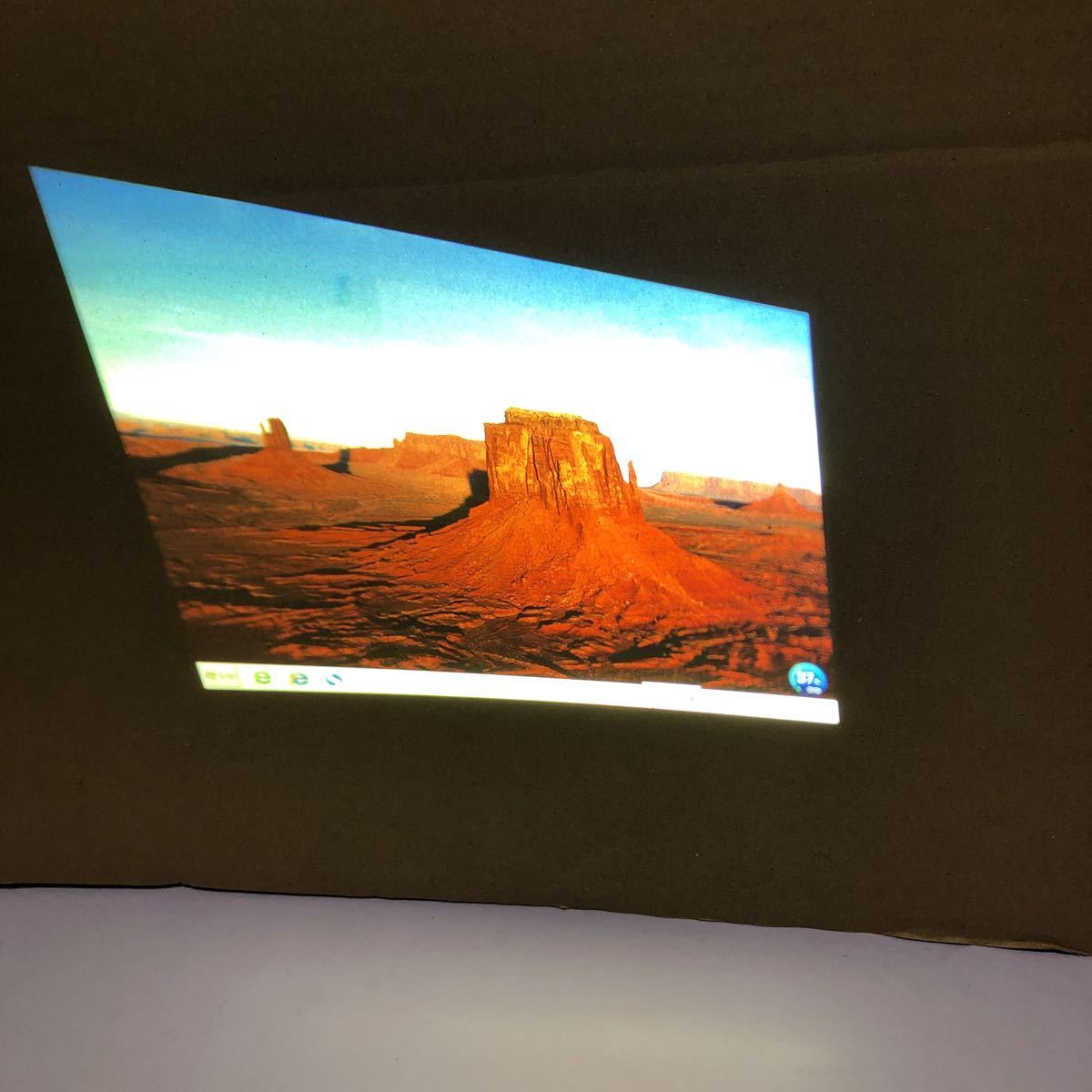 Yahoo!オークション - 中古美品Dell M209X DLP プロジェクター Yahoo!オークション - 中古美品Dell M209X DLP プロジェクター