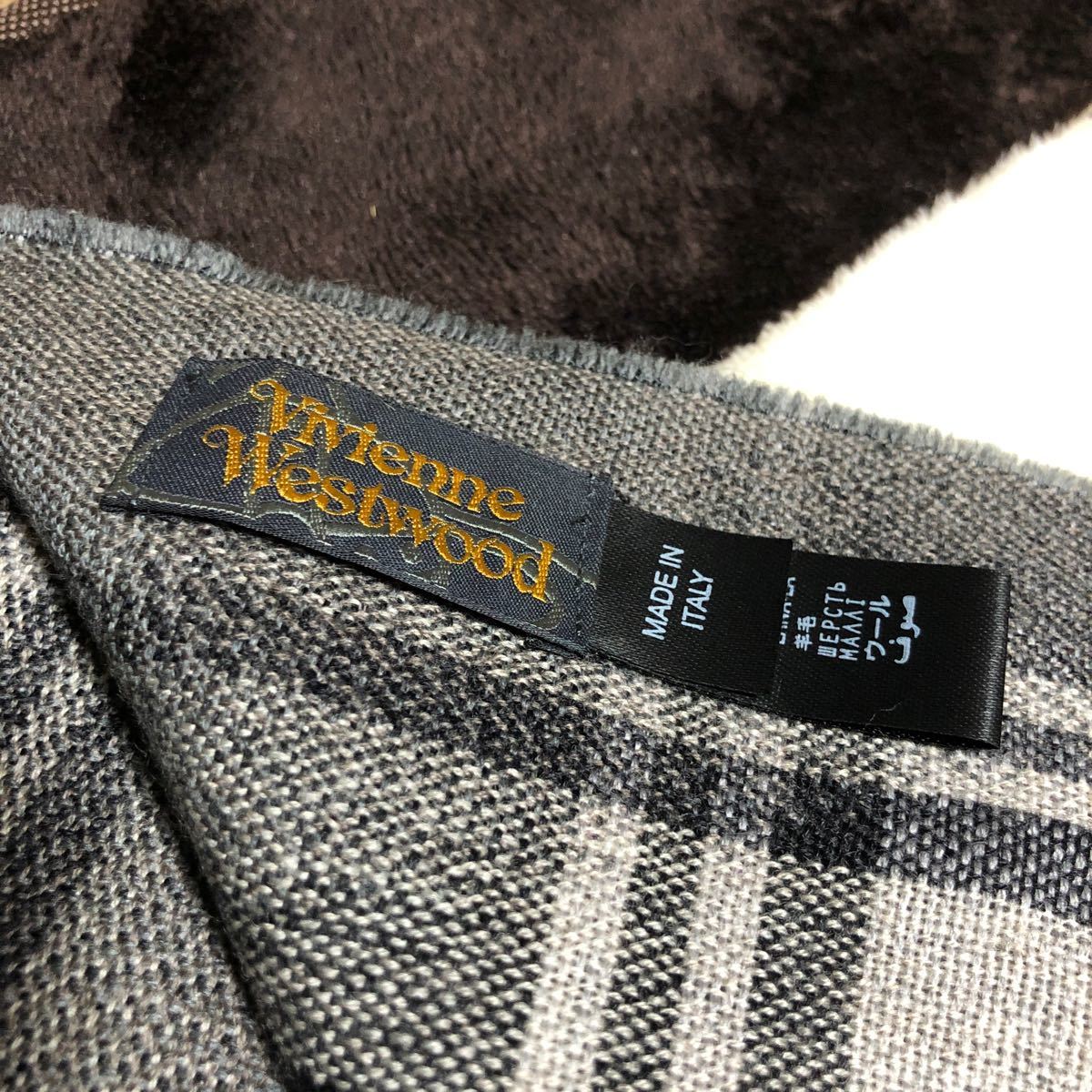 Vivienne Westwood マフラー　(クリーニング済)