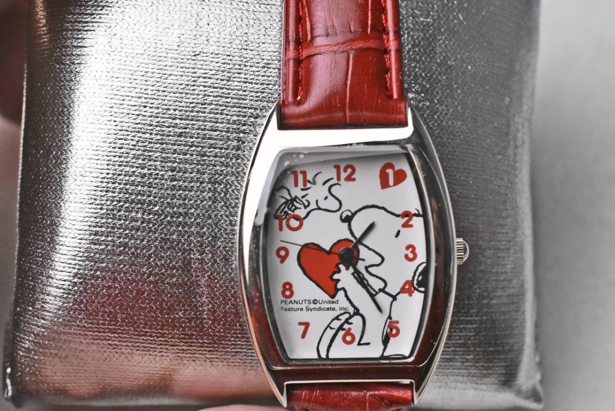 スヌーピー ★ 腕時計 ★ マリモクラフト製 ★ ウッドストック と snoopy ★ peanuts watch ★ 博品館購入 ★_画像4