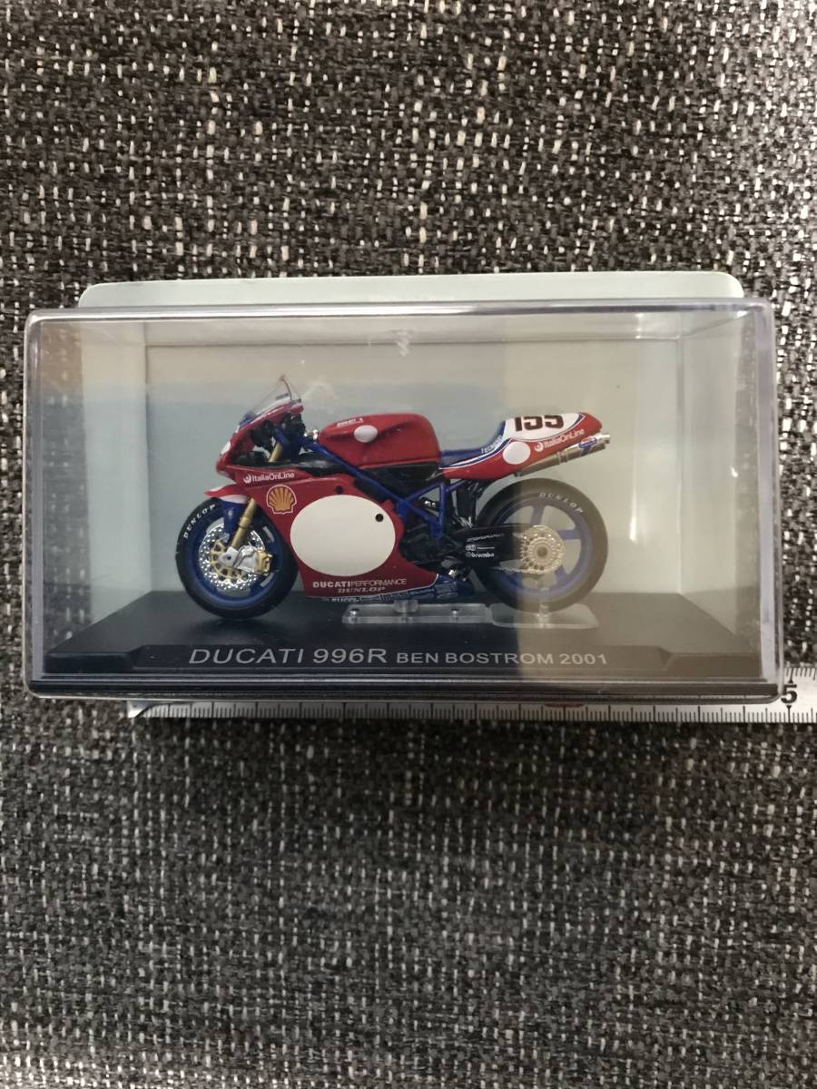 1/24 DUCATI 996R ベン ポストロム 2001 チャンピオンバイクコレクション デアゴスティーニ_画像2