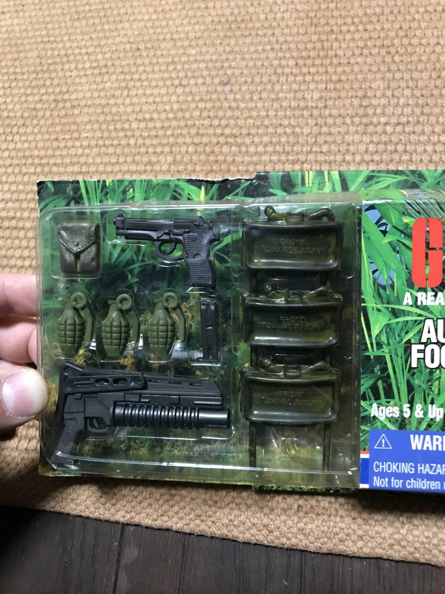 デッドストック 未使用 GI JOE GI ジョー ジーアイジョー TOMY フットロッカー 2 ギア付き AUTHENTIC FOOTLOCKER フィギュア 人形_画像2