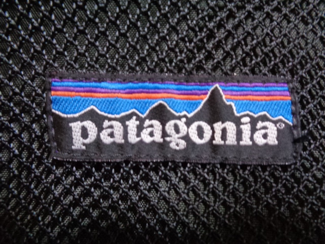 2002y PATAGONIA パタゴニア WET DIVIDER ウェットディバイダー 色チャコールグレー/ブラック WET&DRY 容量30リットル