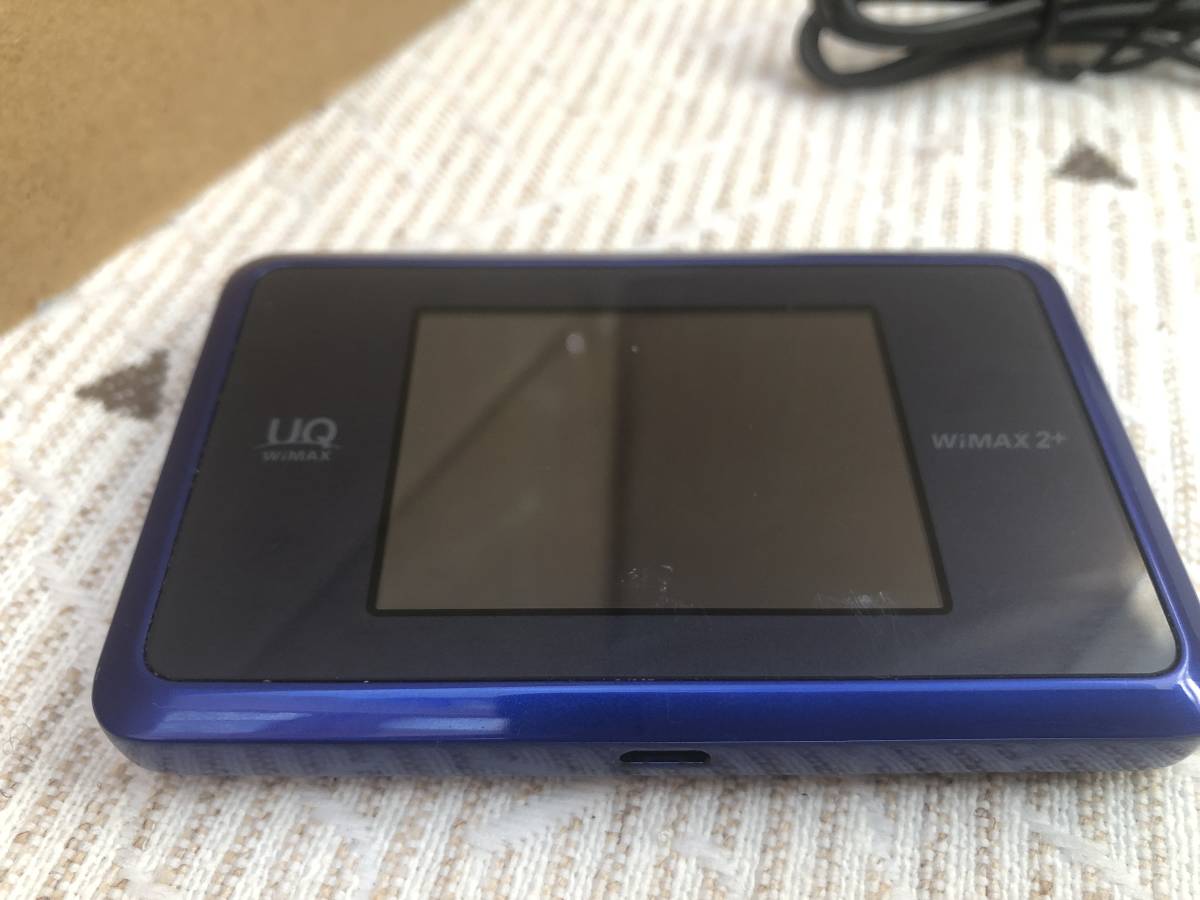 UQ.WiMAX.WiMAX2+ ポケットWi-Fi 本体と充電器　説明欄にご覧ください_液晶は擦り傷汚あり